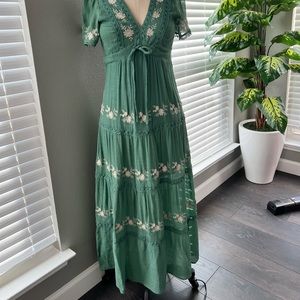 Baevely embroidered green dress